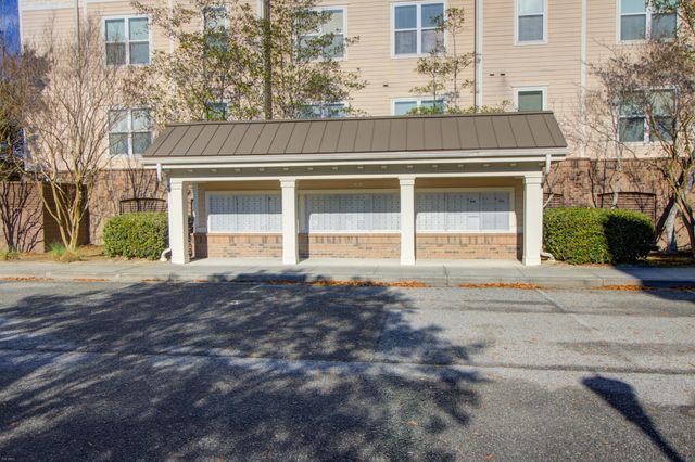 2244 Ashley Crossing Drive 613, Charleston, SC 29414