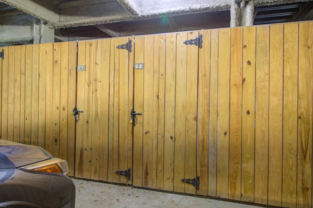 Image 31 of property listing at 2244 Ashley Crossing Drive 613, Charleston, SC 29414