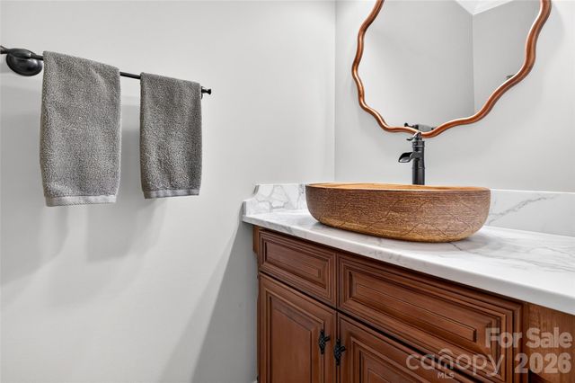 6653 Goose Point Drive 158, Denver, NC 28037