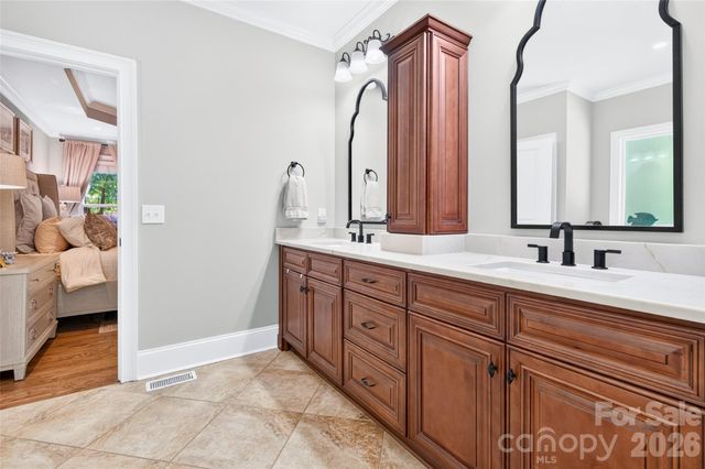 6653 Goose Point Drive 158, Denver, NC 28037