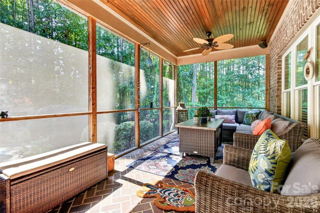 6653 Goose Point Drive 158, Denver, NC 28037