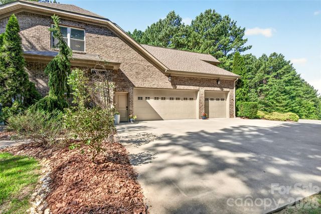 6653 Goose Point Drive 158, Denver, NC 28037