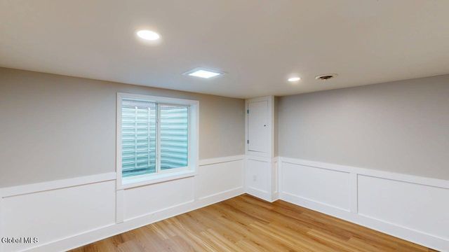 21 Longkill Road, Clifton Park, NY 12019
