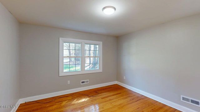 21 Longkill Road, Clifton Park, NY 12019
