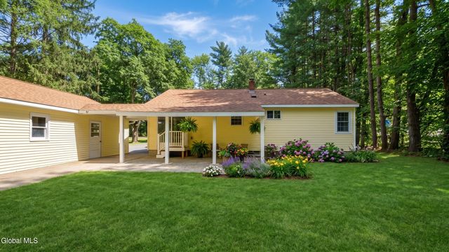 21 Longkill Road, Clifton Park, NY 12019