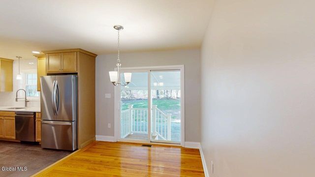 21 Longkill Road, Clifton Park, NY 12019