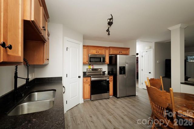 236 Cabarrus Avenue E, Concord, NC 28025