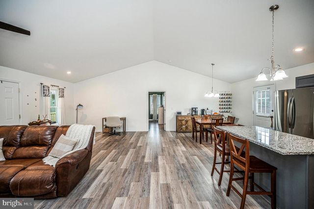 7295 CORNFIELD LN, Rhoadesville, VA 22542