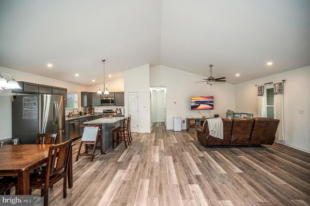 7295 CORNFIELD LN, Rhoadesville, VA 22542