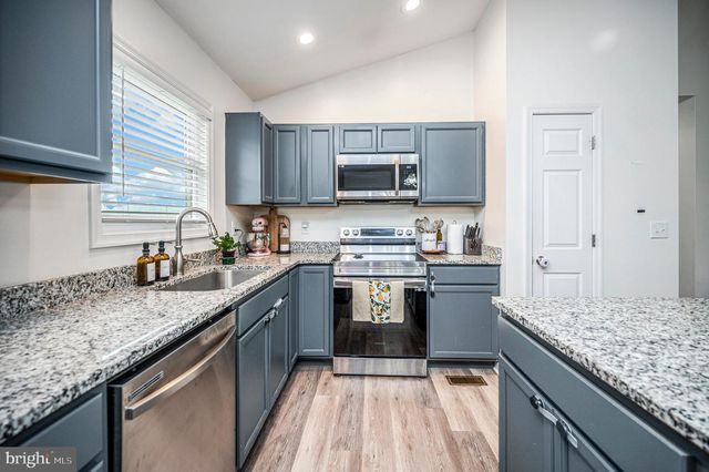 7295 CORNFIELD LN, Rhoadesville, VA 22542