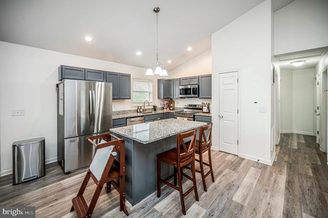 7295 CORNFIELD LN, Rhoadesville, VA 22542