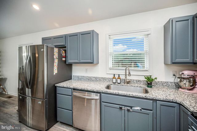 7295 CORNFIELD LN, Rhoadesville, VA 22542