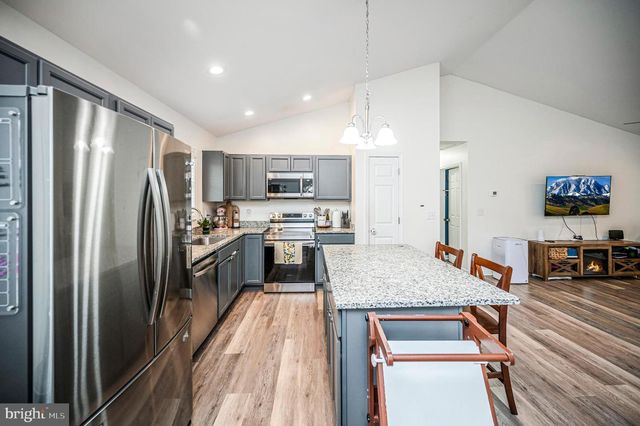 7295 CORNFIELD LN, Rhoadesville, VA 22542