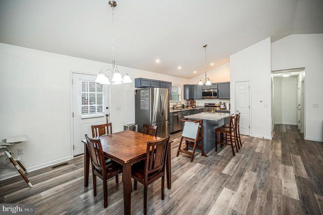 7295 CORNFIELD LN, Rhoadesville, VA 22542