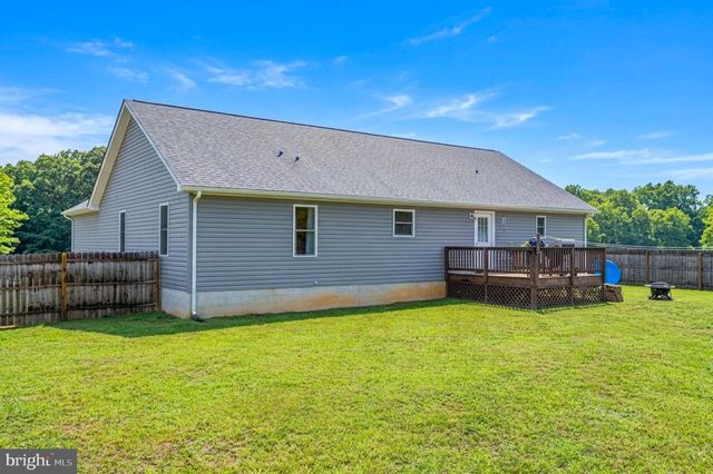 7295 CORNFIELD LN, Rhoadesville, VA 22542