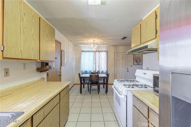 8119 Walpole Avenue, California City, CA 93505