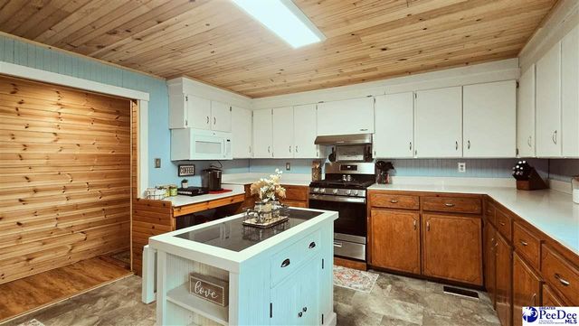 6103 Squire Rd, Latta, SC 29565