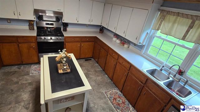 6103 Squire Rd, Latta, SC 29565