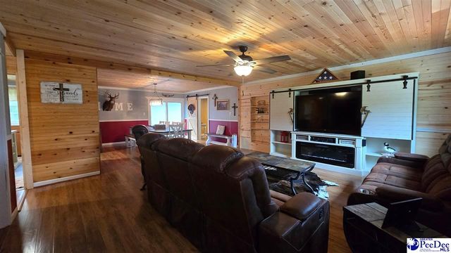 6103 Squire Rd, Latta, SC 29565