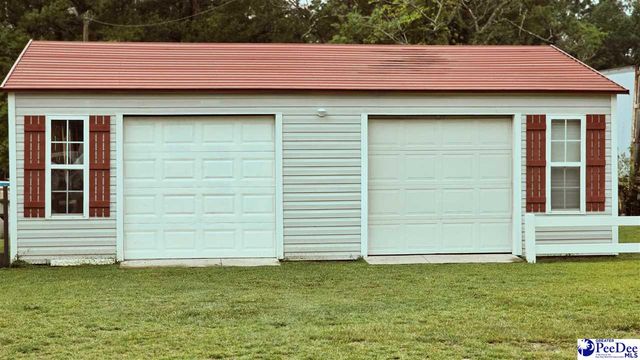 6103 Squire Rd, Latta, SC 29565