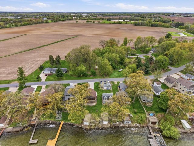 2029 Skyline Drive, Stoughton, WI 53589