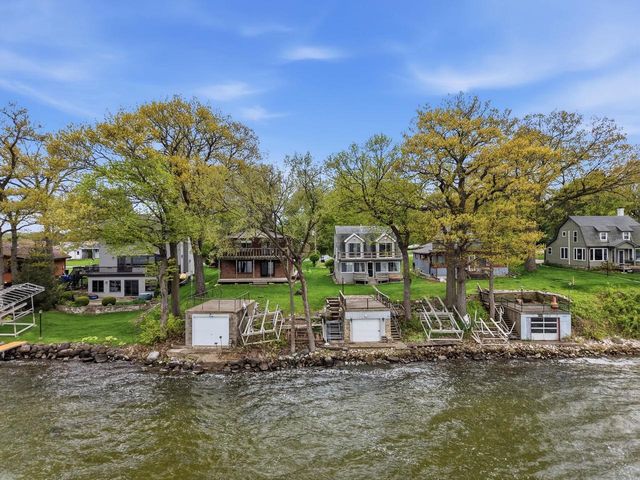 2029 Skyline Drive, Stoughton, WI 53589
