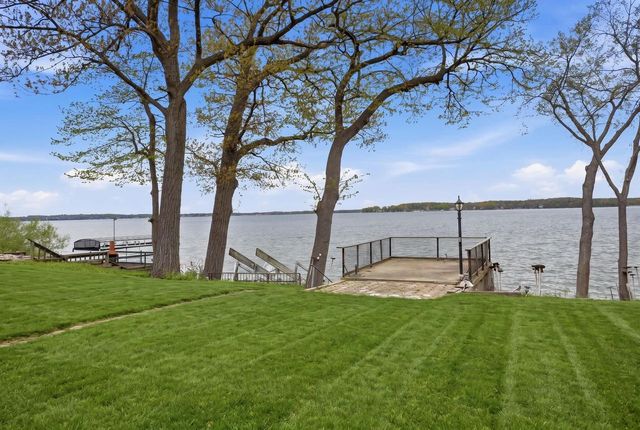 2029 Skyline Drive, Stoughton, WI 53589