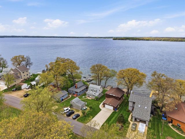 2029 Skyline Drive, Stoughton, WI 53589
