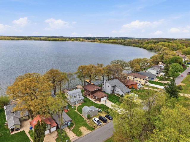 2029 Skyline Drive, Stoughton, WI 53589