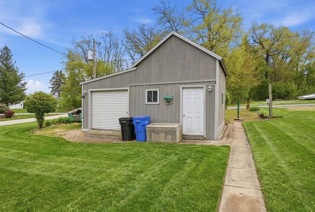 2029 Skyline Drive, Stoughton, WI 53589