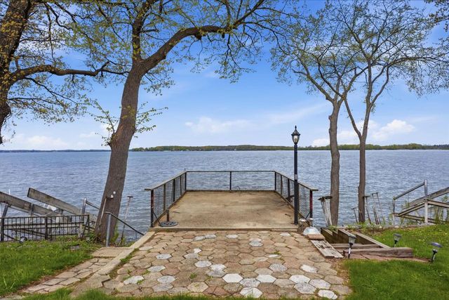 2029 Skyline Drive, Stoughton, WI 53589