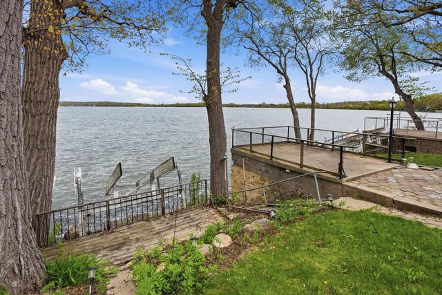 2029 Skyline Drive, Stoughton, WI 53589