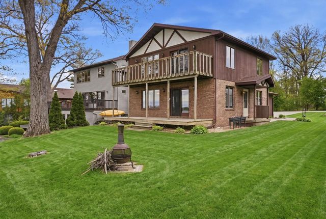 2029 Skyline Drive, Stoughton, WI 53589