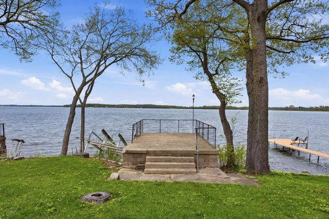 2029 Skyline Drive, Stoughton, WI 53589