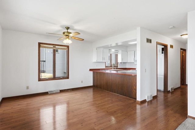 2029 Skyline Drive, Stoughton, WI 53589