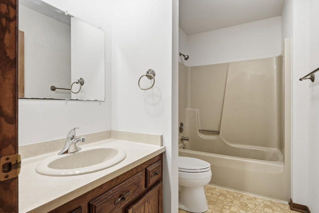 2029 Skyline Drive, Stoughton, WI 53589