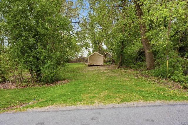 2029 Skyline Drive, Stoughton, WI 53589