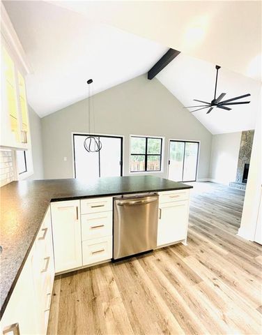 4440 Cary Drive, Snellville, GA 30039