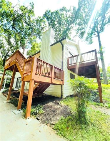 4440 Cary Drive, Snellville, GA 30039
