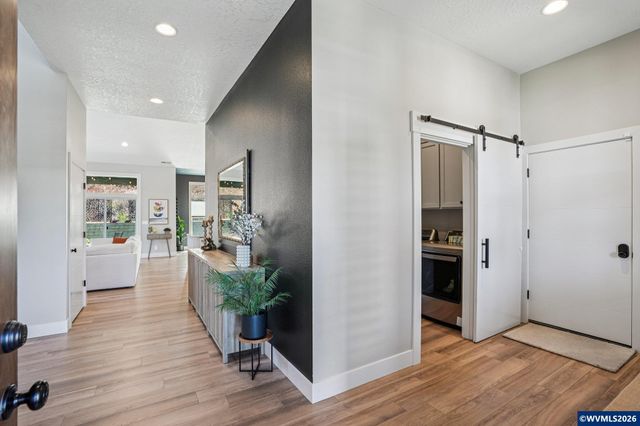 5878 Verona St S, Salem, OR 97306