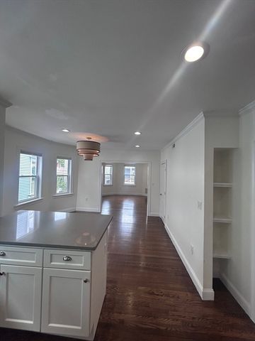 25 Granfield Ave 2, Boston, MA 02131