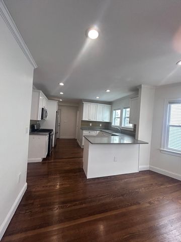 25 Granfield Ave 2, Boston, MA 02131