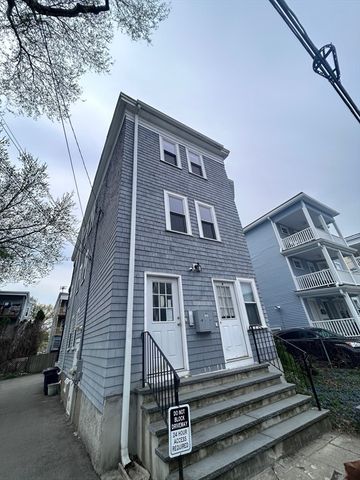 25 Granfield Ave 2, Boston, MA 02131