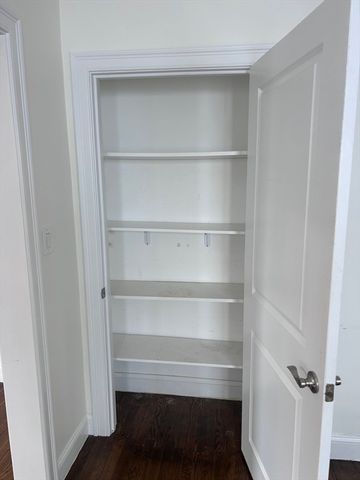 25 Granfield Ave 2, Boston, MA 02131