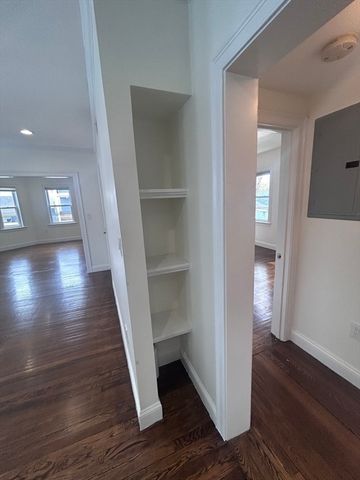 25 Granfield Ave 2, Boston, MA 02131