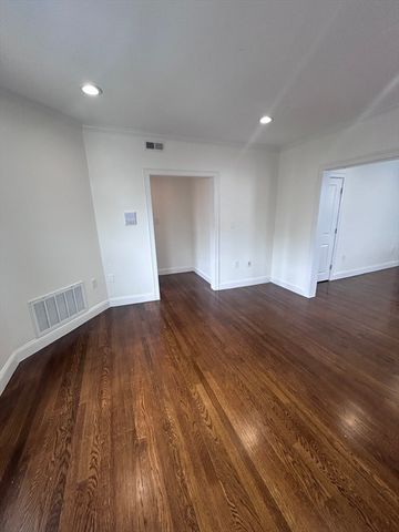 25 Granfield Ave 2, Boston, MA 02131