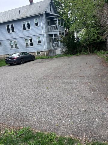 25 Granfield Ave 2, Boston, MA 02131