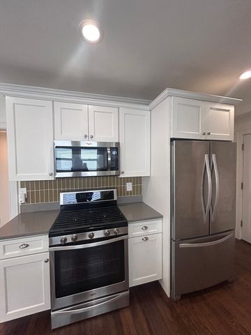 25 Granfield Ave 2, Boston, MA 02131