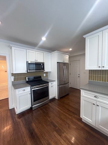 25 Granfield Ave 2, Boston, MA 02131