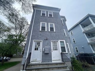 25 Granfield Ave 2, Boston, MA 02131